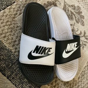 Nike slides
